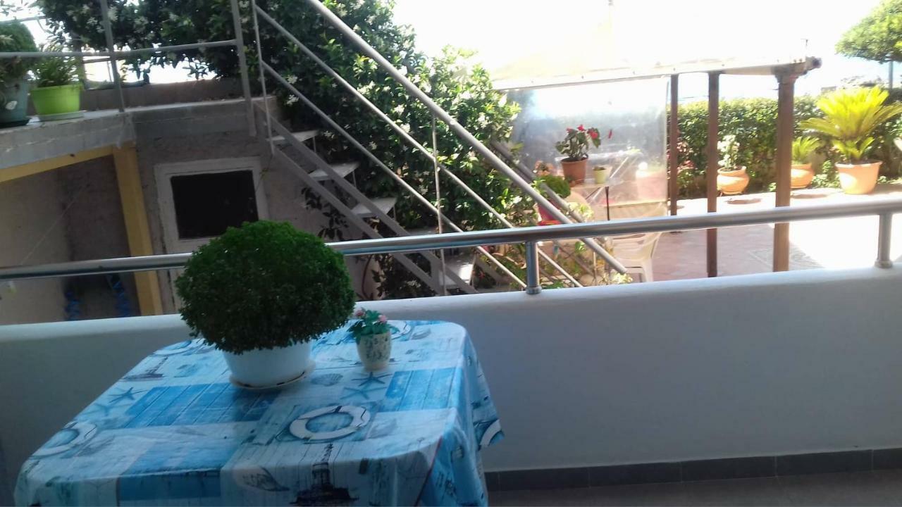 Family Sea & Garden View Apartment Превеза Екстериор снимка
